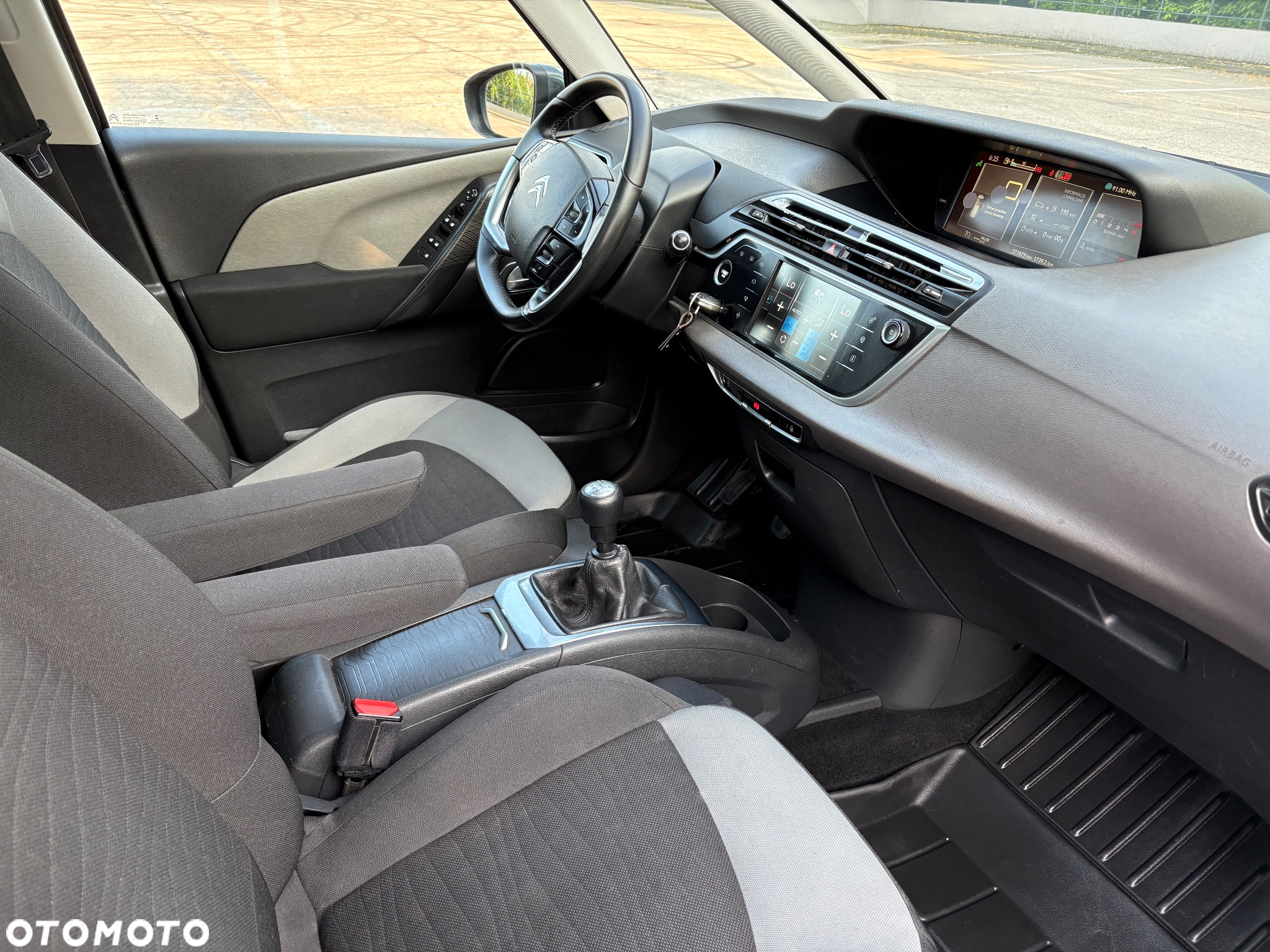 Citroën C4 Picasso e-HDi 115 Exclusive - 10