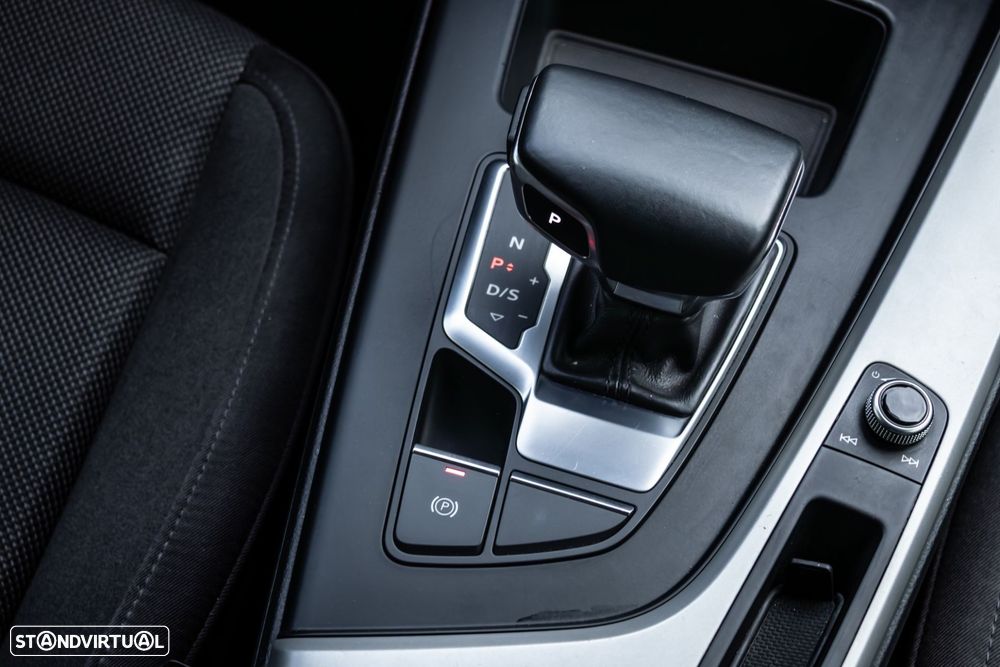 Audi A4 Avant 35 TDI S tronic - 24