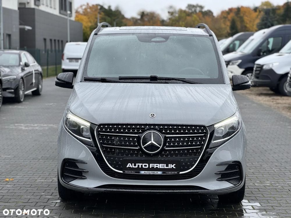 Mercedes-Benz Klasa V - 3