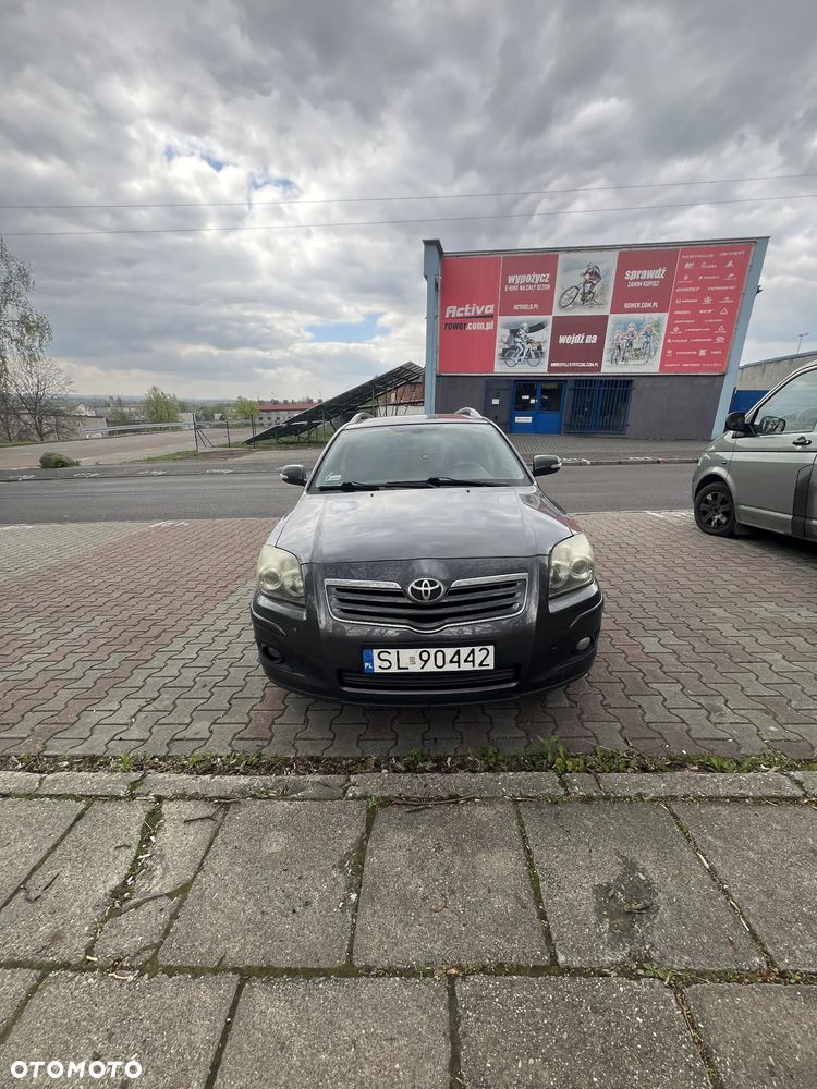 Toyota Avensis - 3