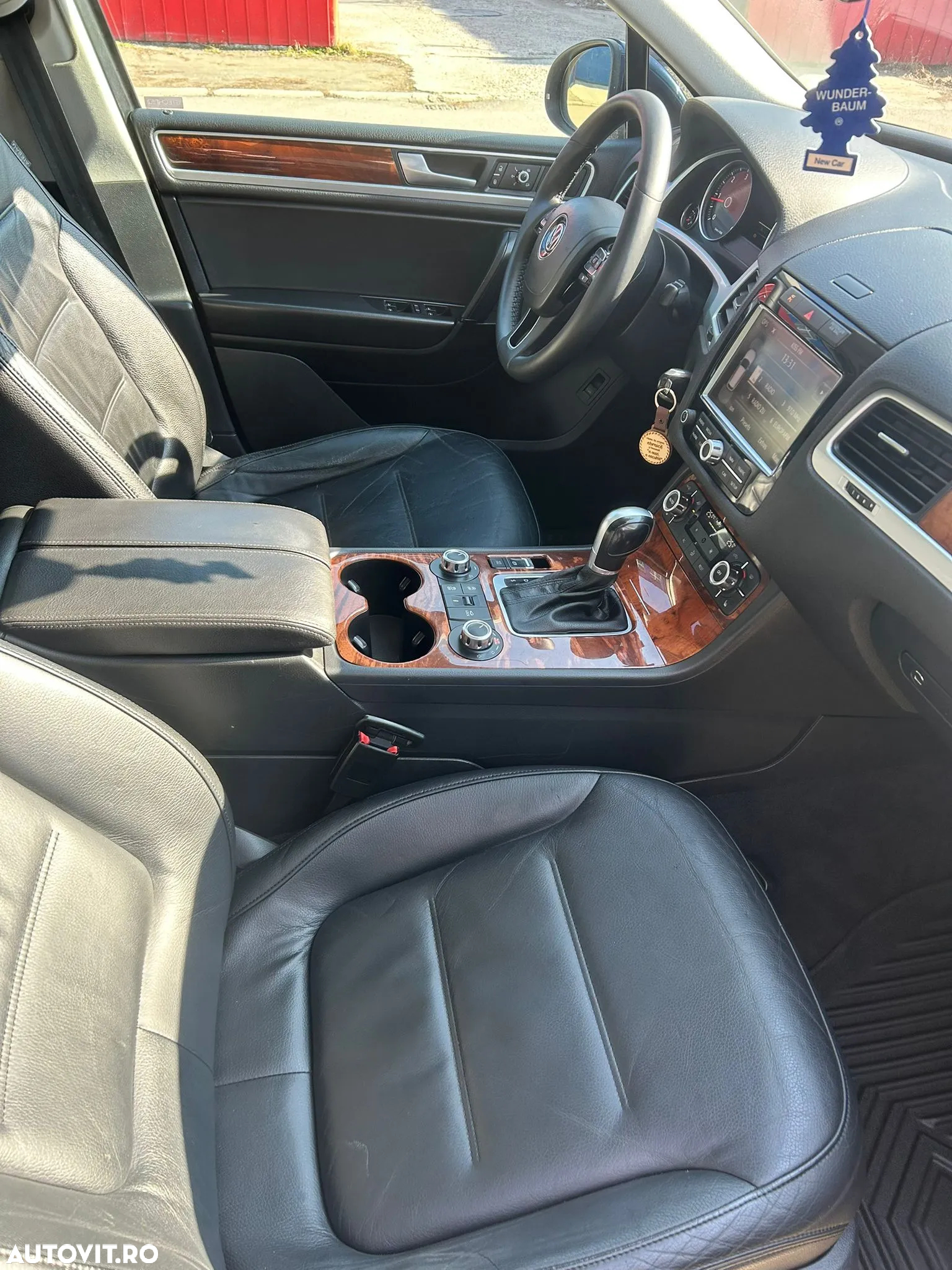Volkswagen Touareg - 15