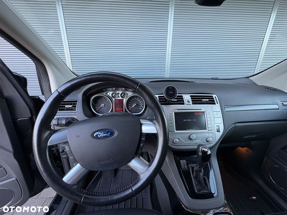 Ford Kuga 2.0 TDCi 4WD Titanium Plus - 27