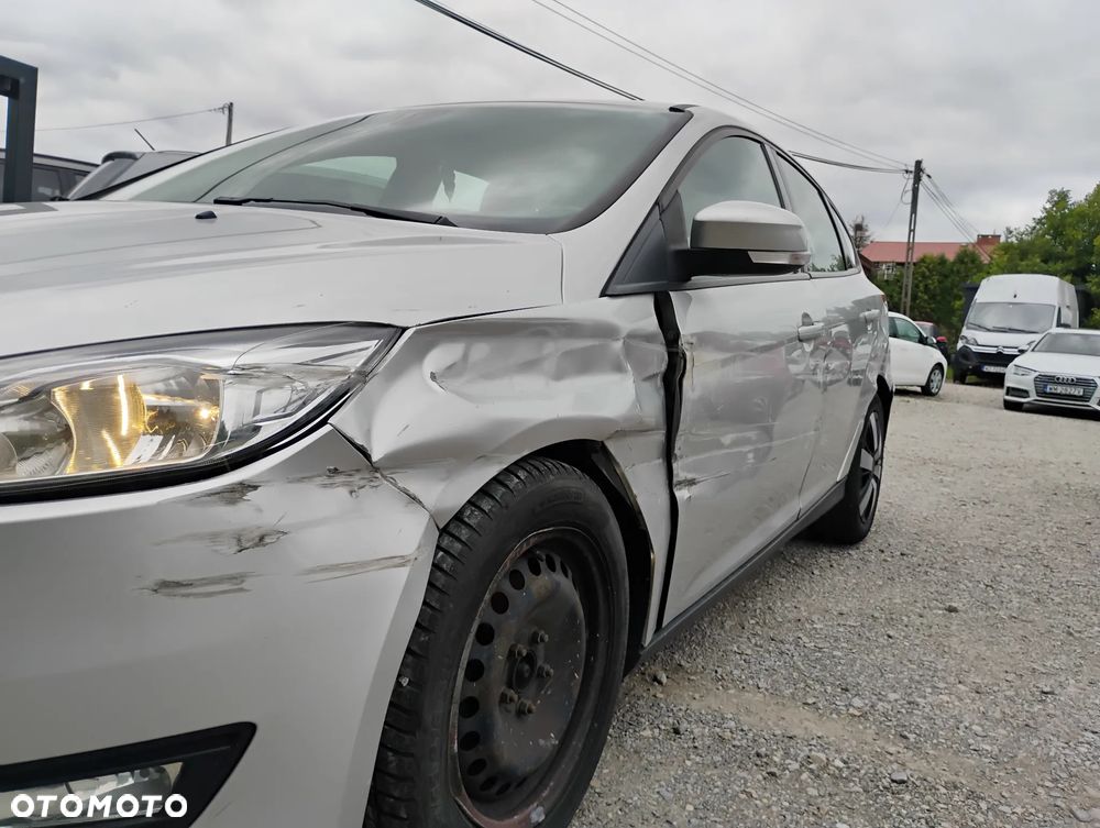 Ford Focus - 27