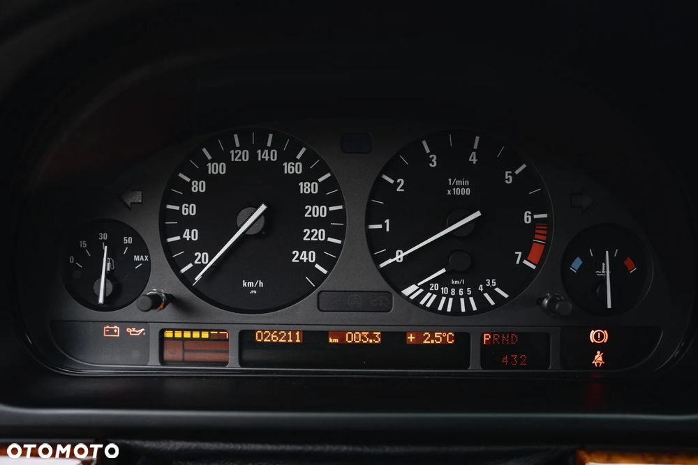 BMW Seria 5 - 24