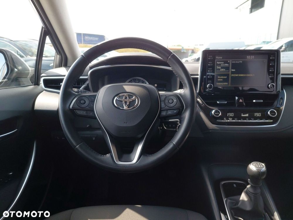 Toyota Corolla - 12