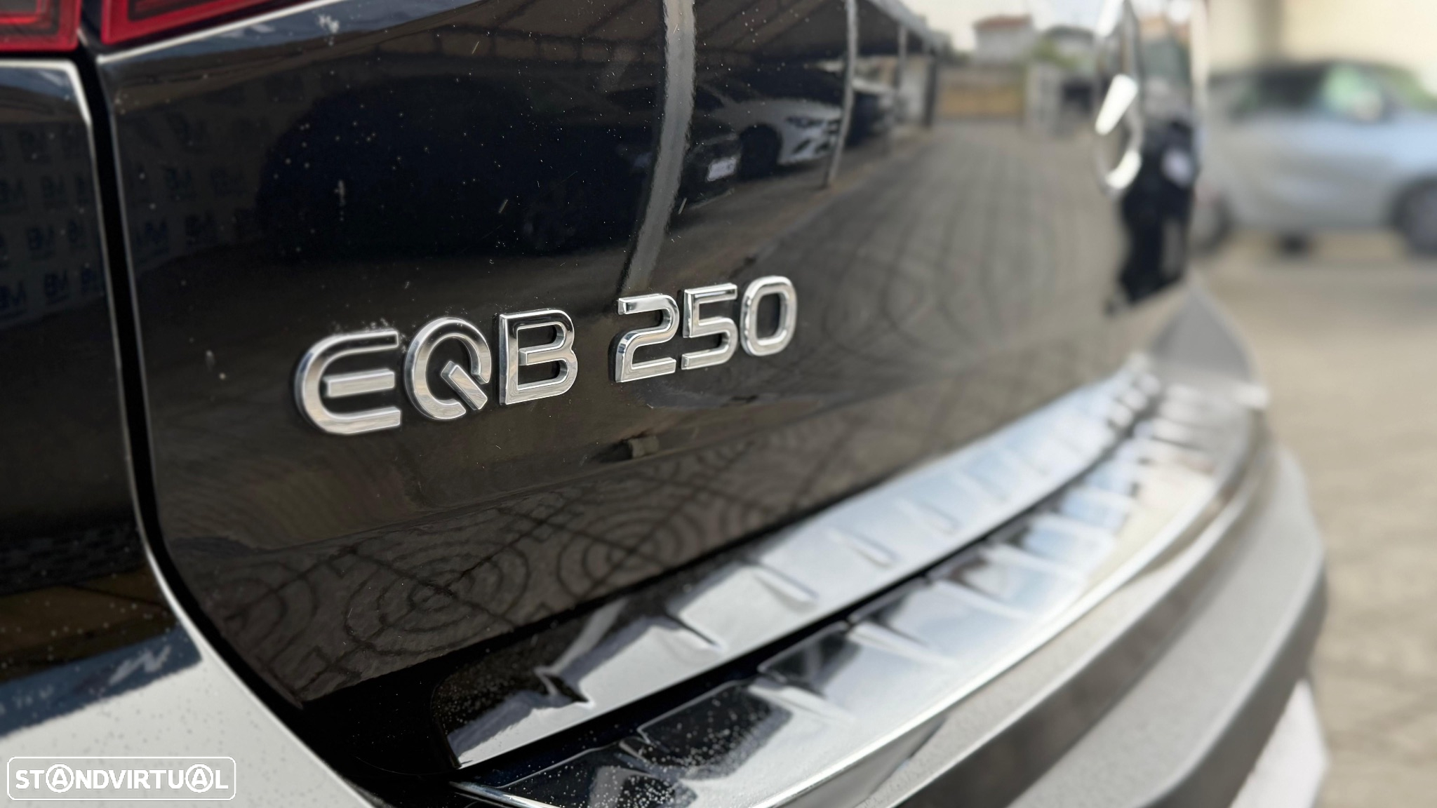 Mercedes-Benz EQB 250 AMG Line - 24
