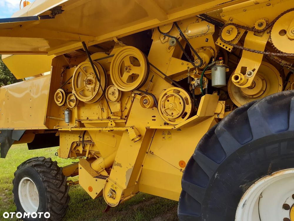 New Holland TF78 - 6