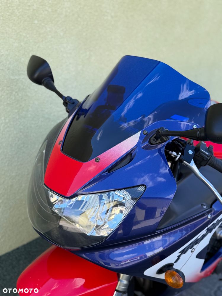Honda CBR - 29