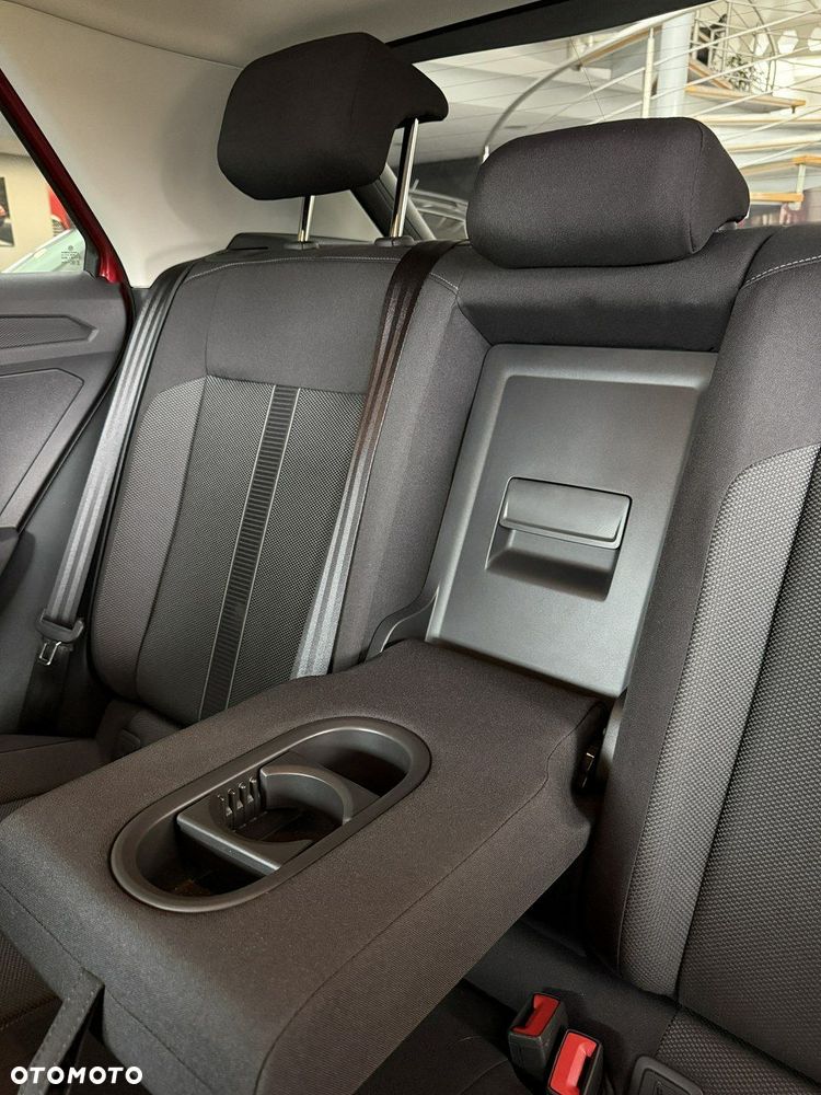 Volkswagen T-Roc - 21