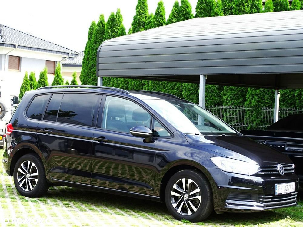 Volkswagen Touran - 5