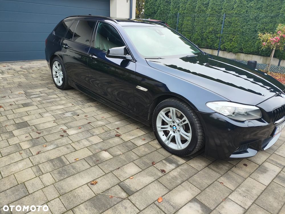 BMW Seria 5 525d xDrive - 8