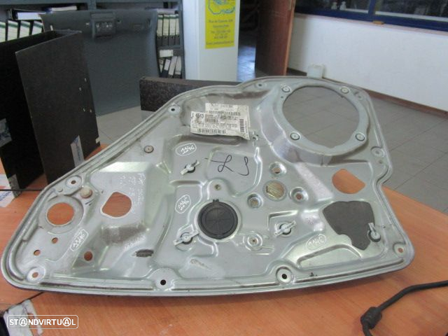 Elevador Sem Motor 00467813540 FIAT STILO SW 2003 5P TD - 2