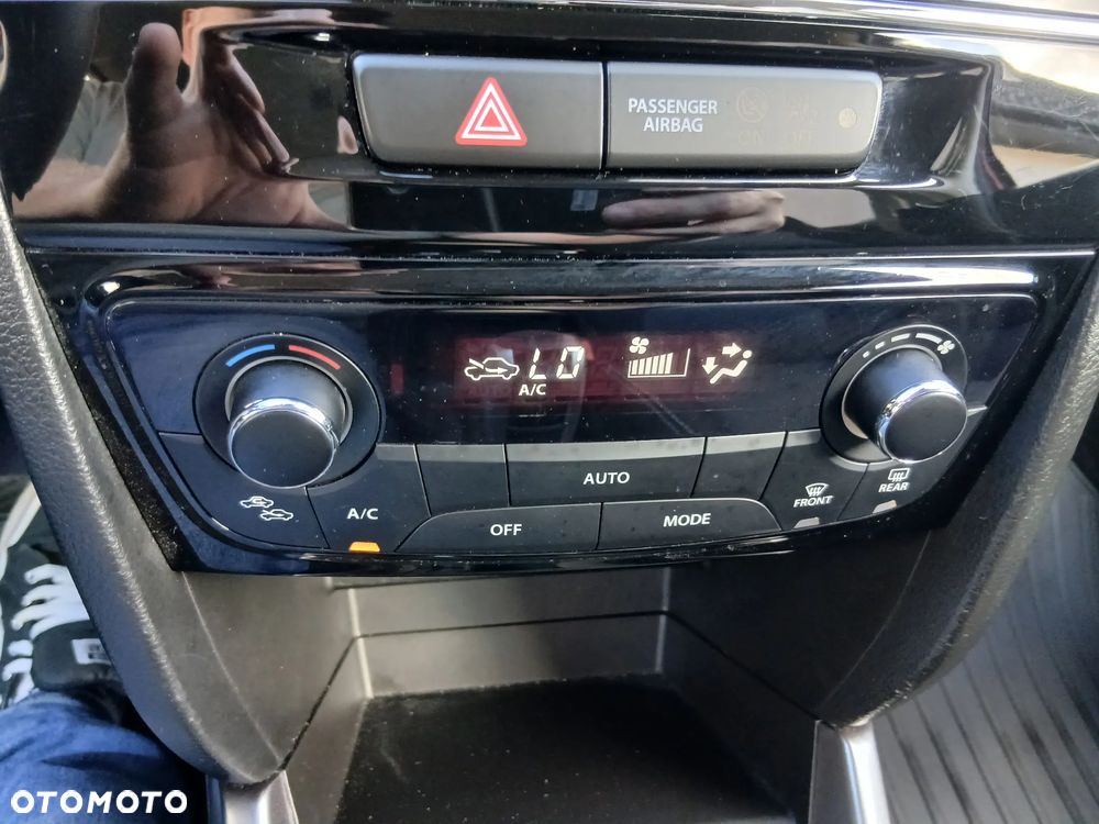 Suzuki Vitara 1.4 Boosterjet Hybrid Automatik Comfort - 28