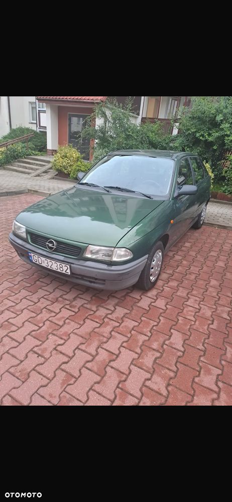 Opel Astra 1.4 Base - 1