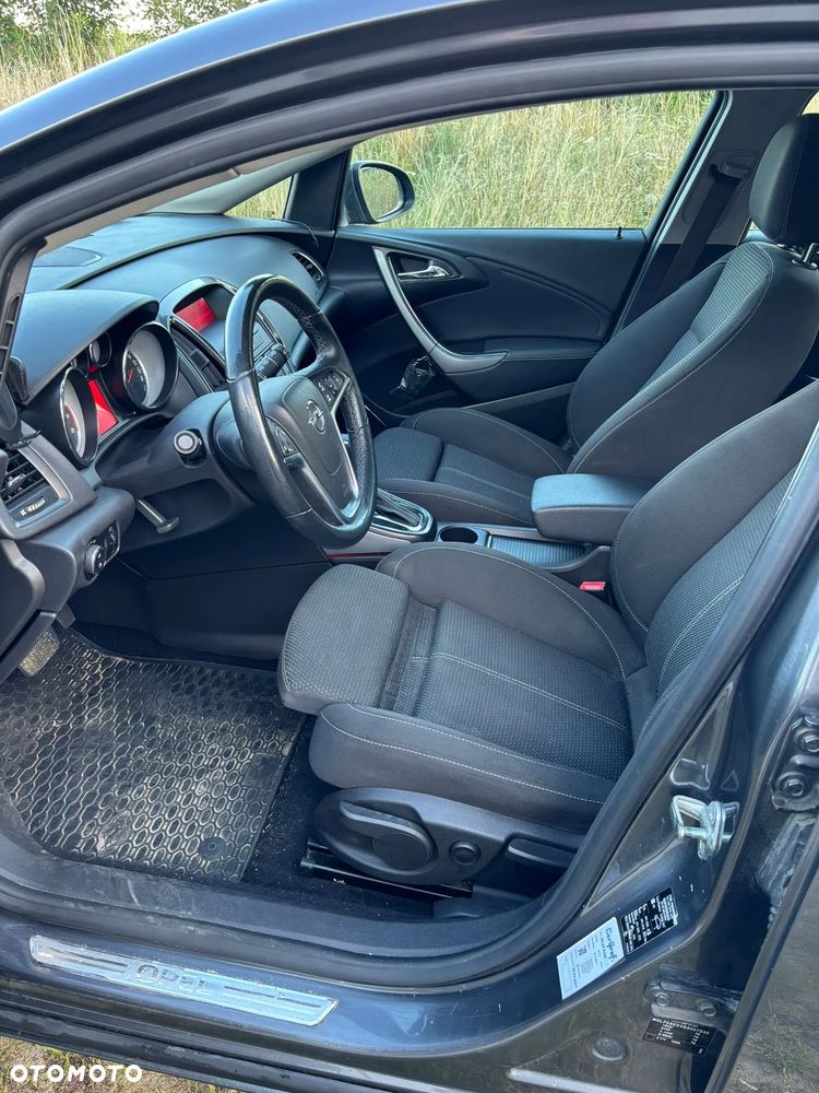 Opel Astra 1.6 Automatik Cosmo - 9