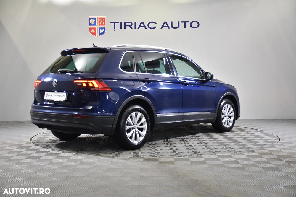 Volkswagen Tiguan - 5