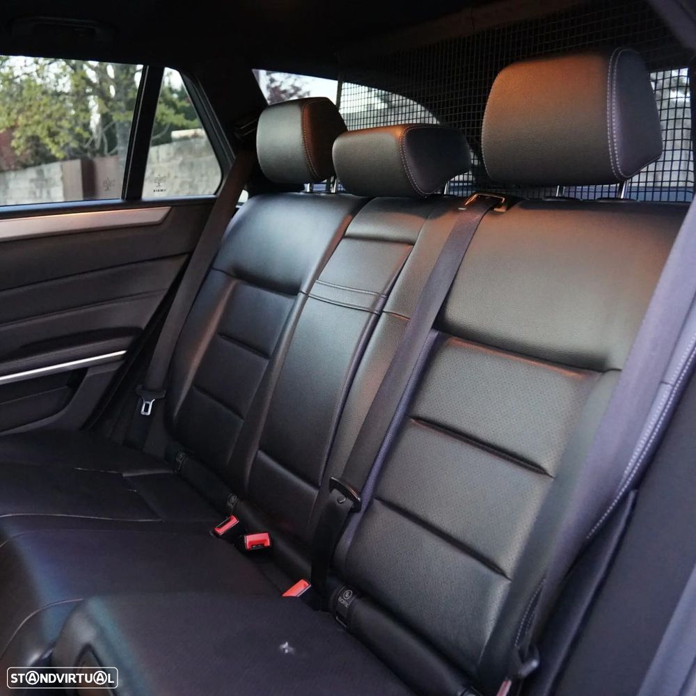 Mercedes-Benz E 300 Bluetec Hybrid Avantgarde - 13