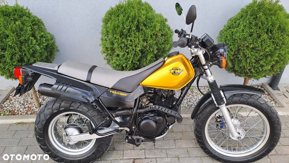 Yamaha TW - 38