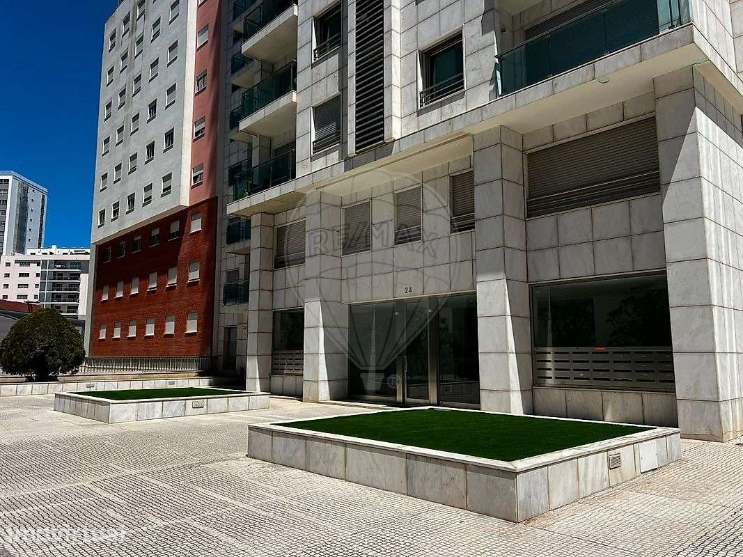 Apartamento T1 para venda - Grande imagem: 2/11