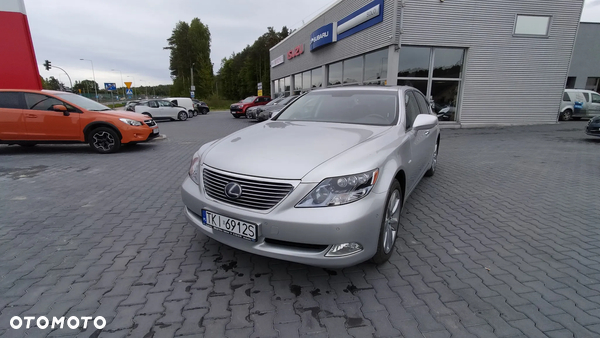 Lexus LS 600h