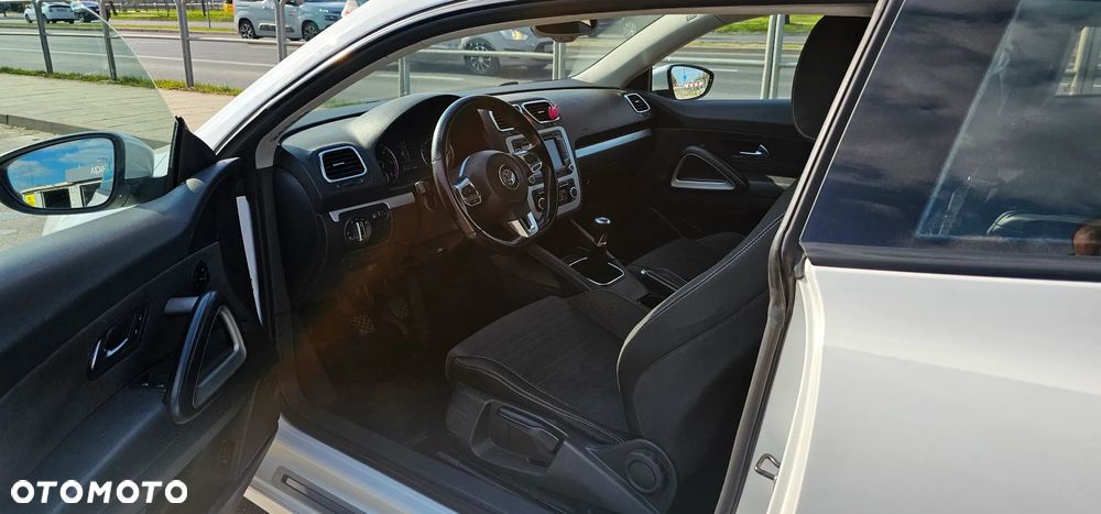 Volkswagen Scirocco 2.0 TDI - 27