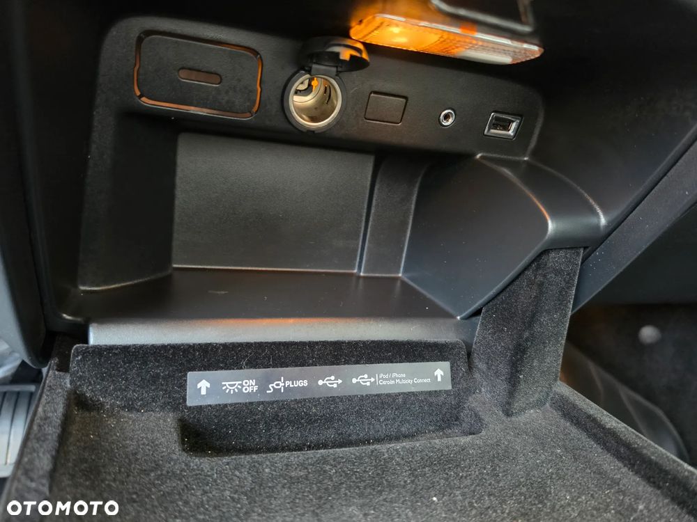 Citroën C4 Grand Picasso - 17