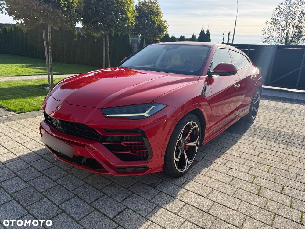 Lamborghini Urus - 12