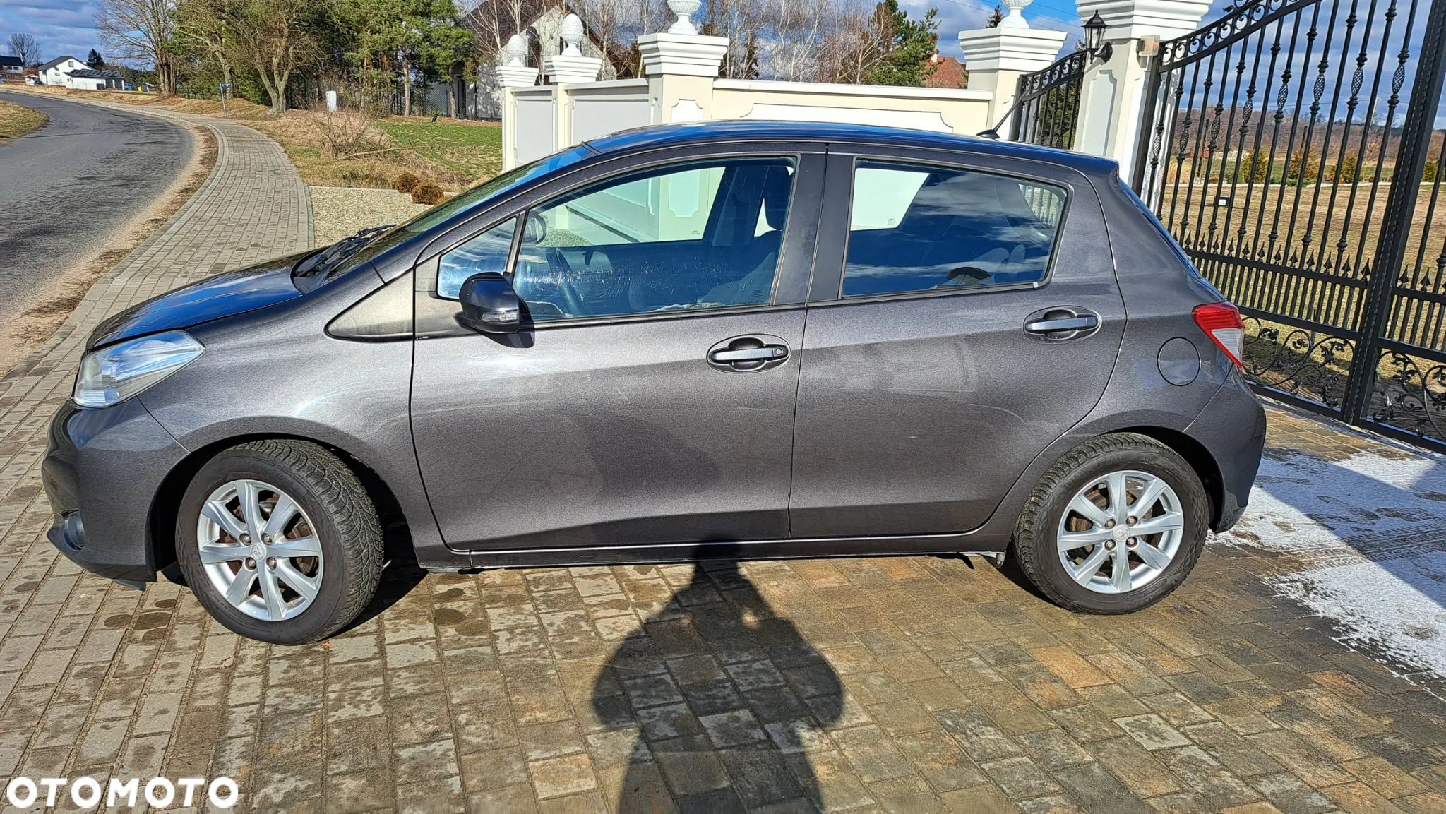 Toyota Yaris 1.33 Active - 9