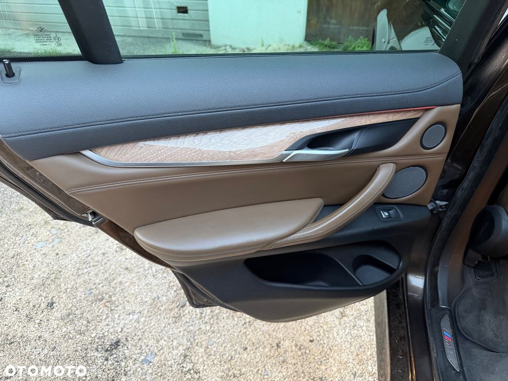 BMW X6 - 30