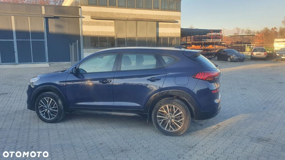 Hyundai Tucson blue 1.6 CRDi 2WD Trend - 21