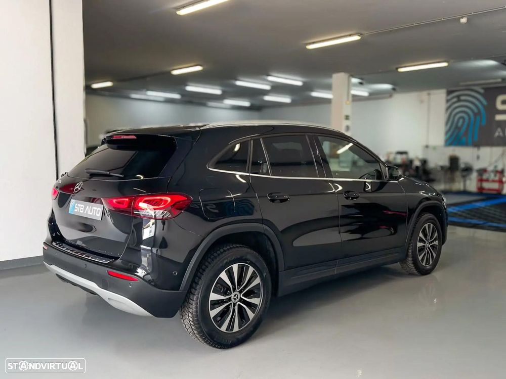 Mercedes-Benz GLA 250 - 9