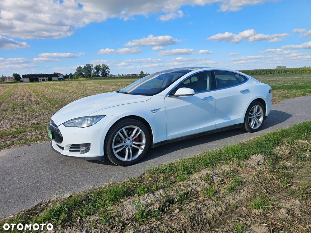 Tesla Model S 85 - 7