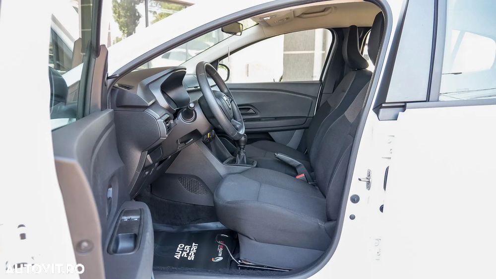Dacia Logan TCe 90 Essential - 19