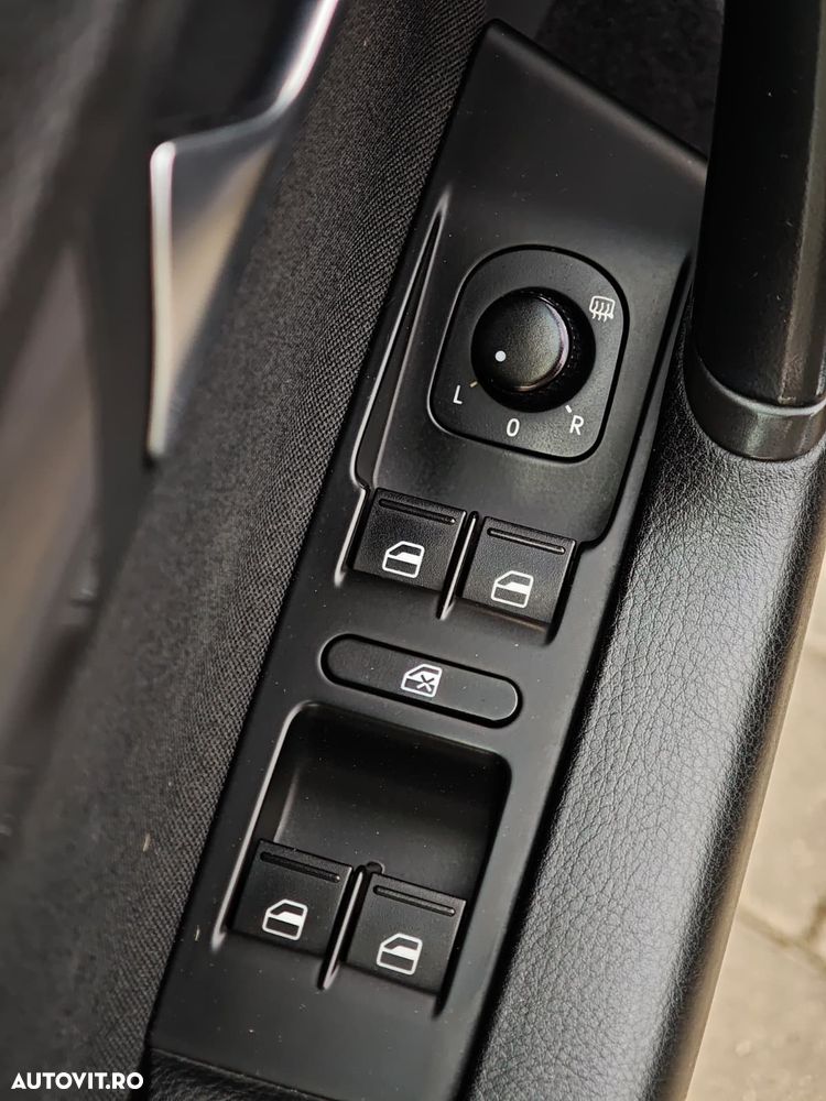 Volkswagen Passat - 15