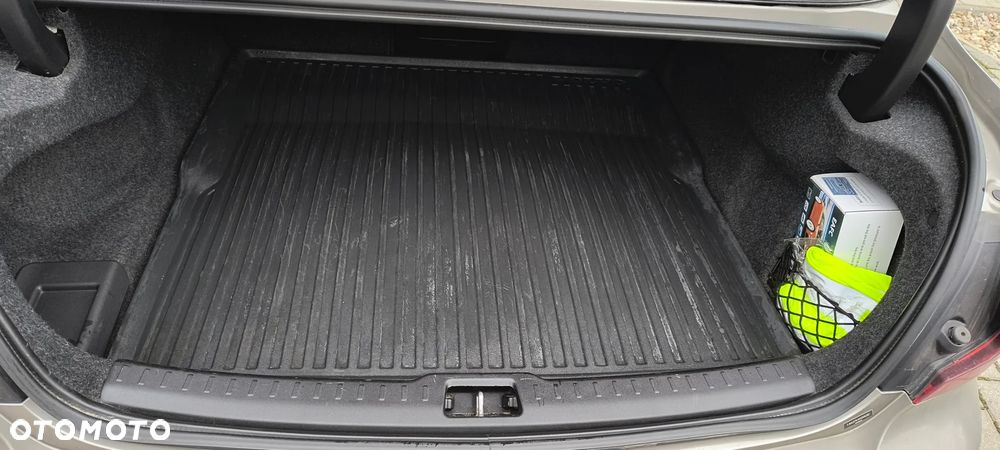 Volvo S60 T6 AWD Momentum Pro - 18