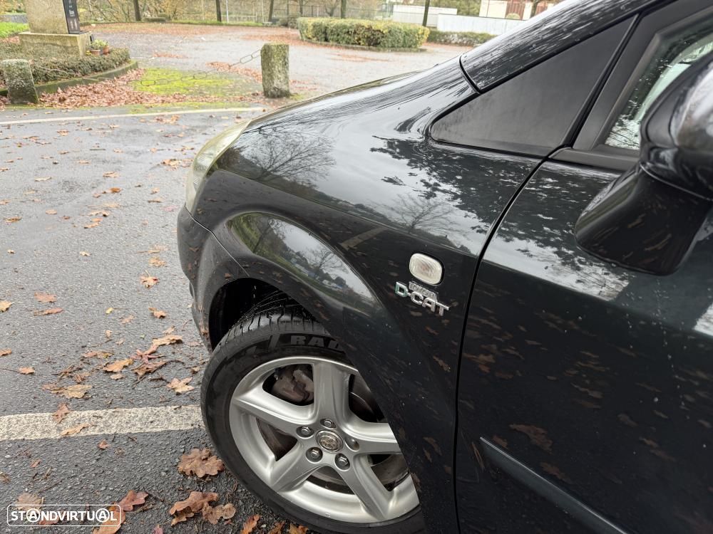 Toyota Corolla Verso 2.2 D-4D High Pack - 16