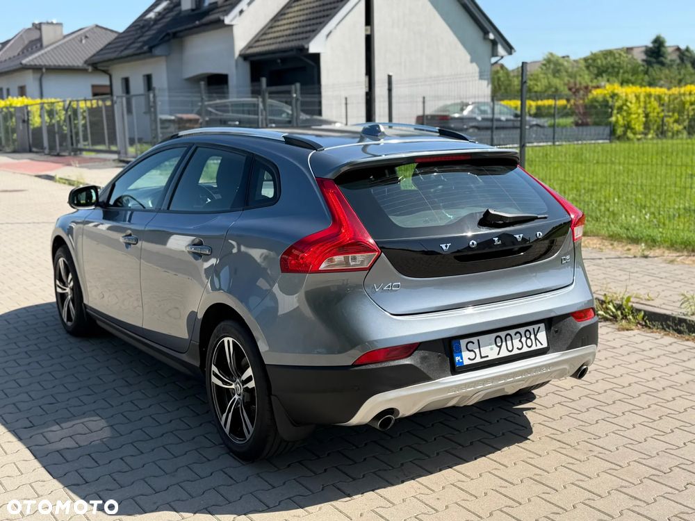 Volvo V40 Cross Country D3 Geartronic Momentum - 5