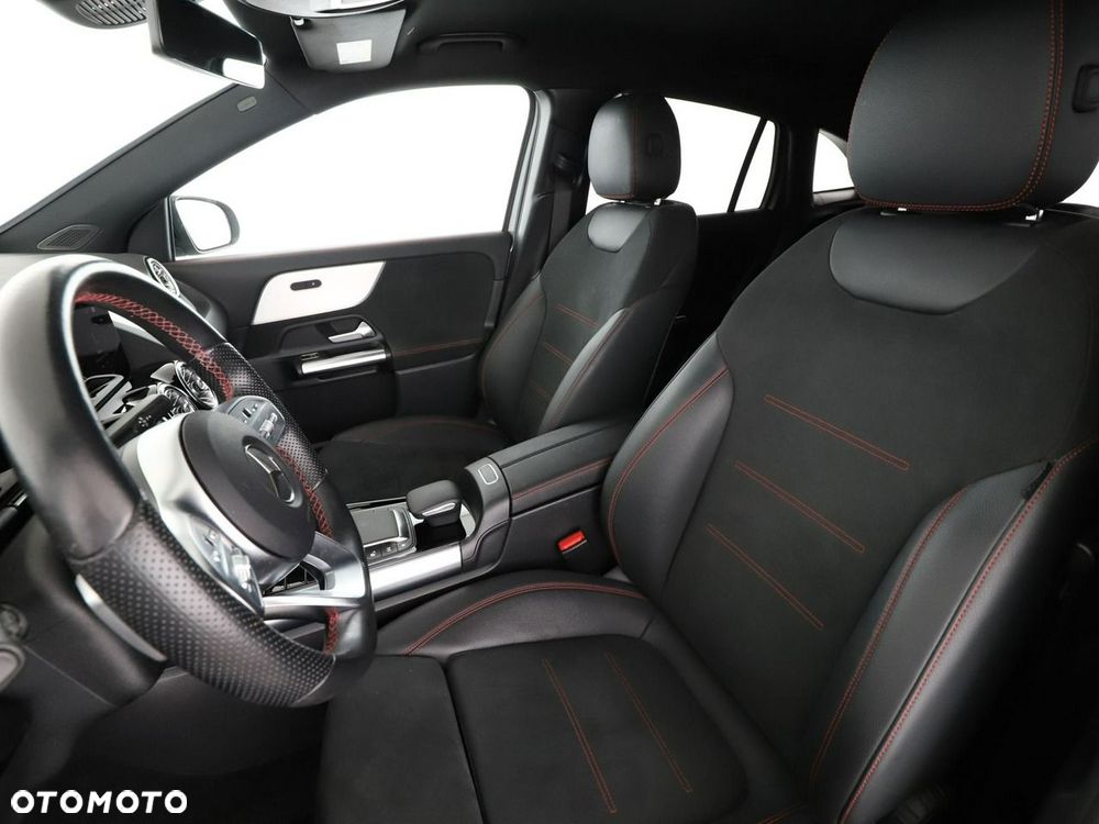 Mercedes-Benz GLA 200 AMG Line - 14