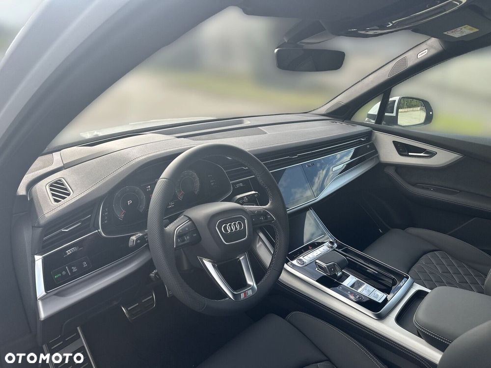 Audi Q7 - 10