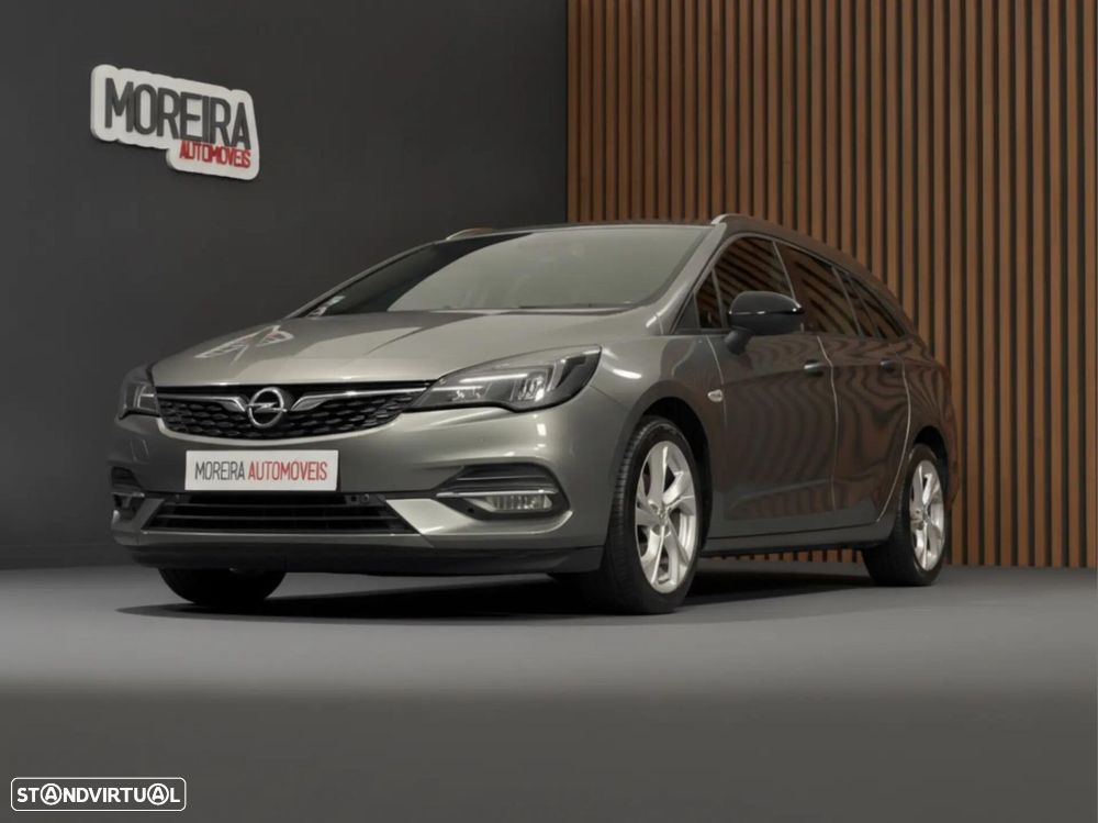 Opel Astra Sports Tourer - 2
