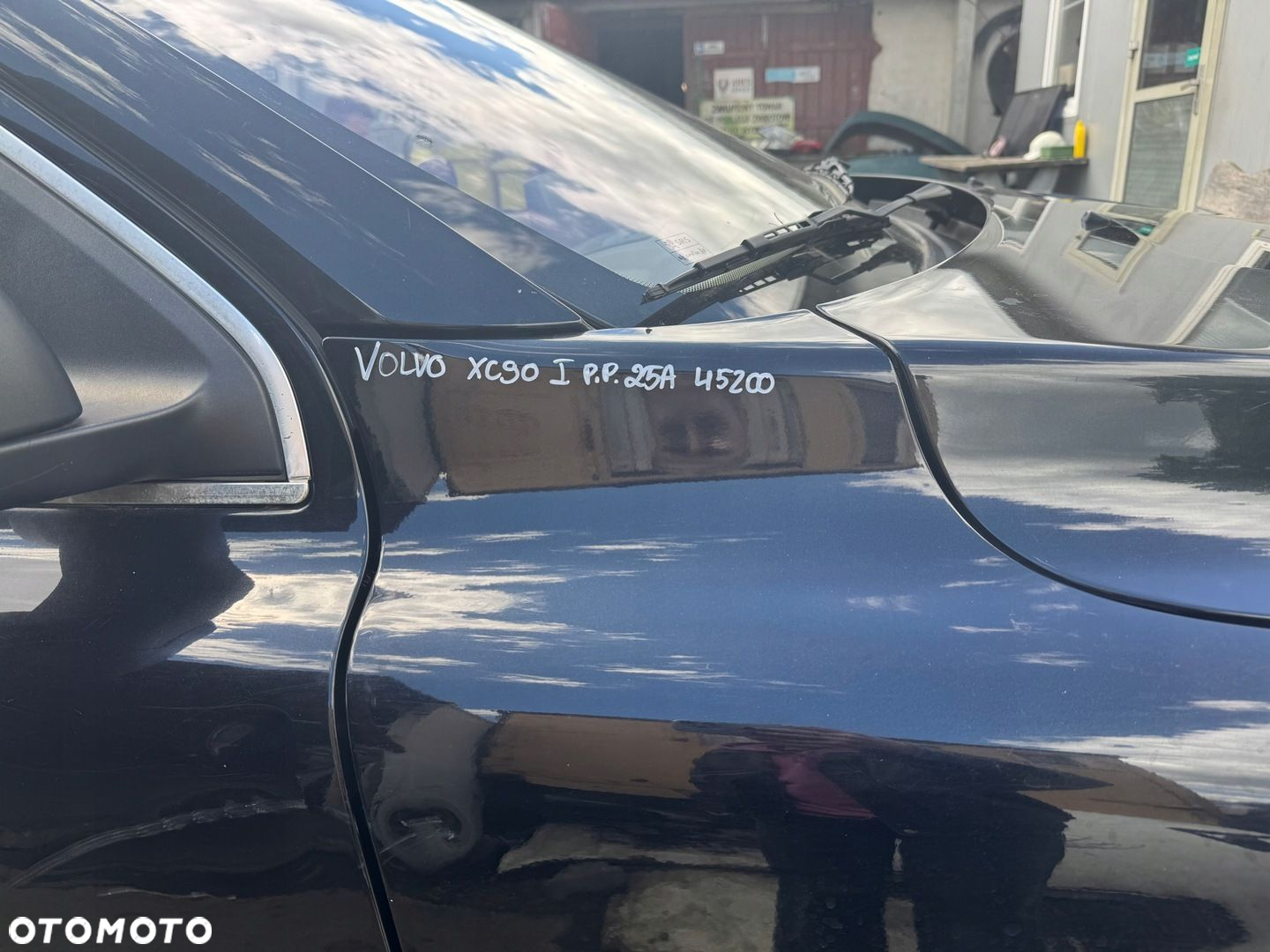VOLVO XC90 I BŁOTNIK PRAWY PRZEDNI 45200 - 3