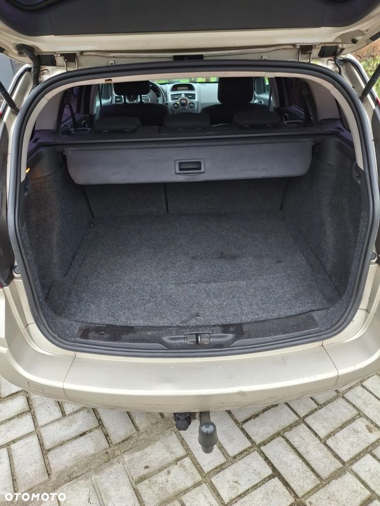 Renault Megane 1.4 16V Alize - 5