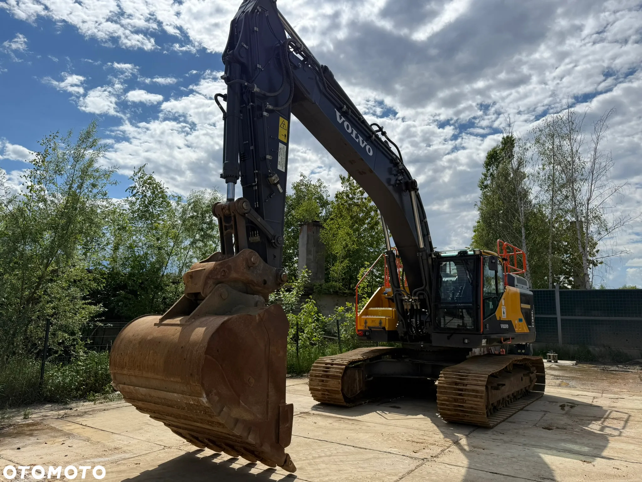 Volvo EC 380 EL - 11