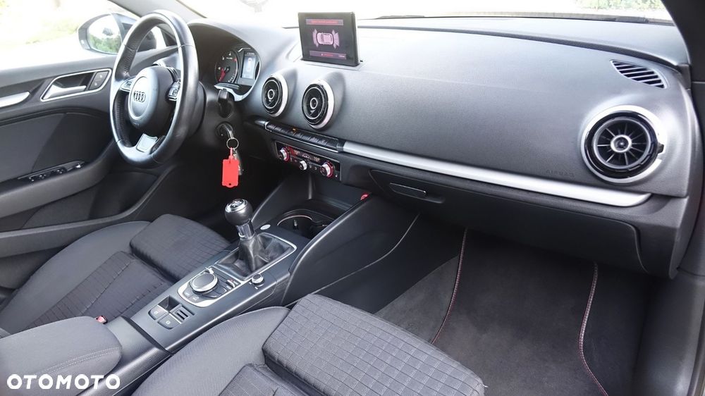 Audi A3 Sportback - 7