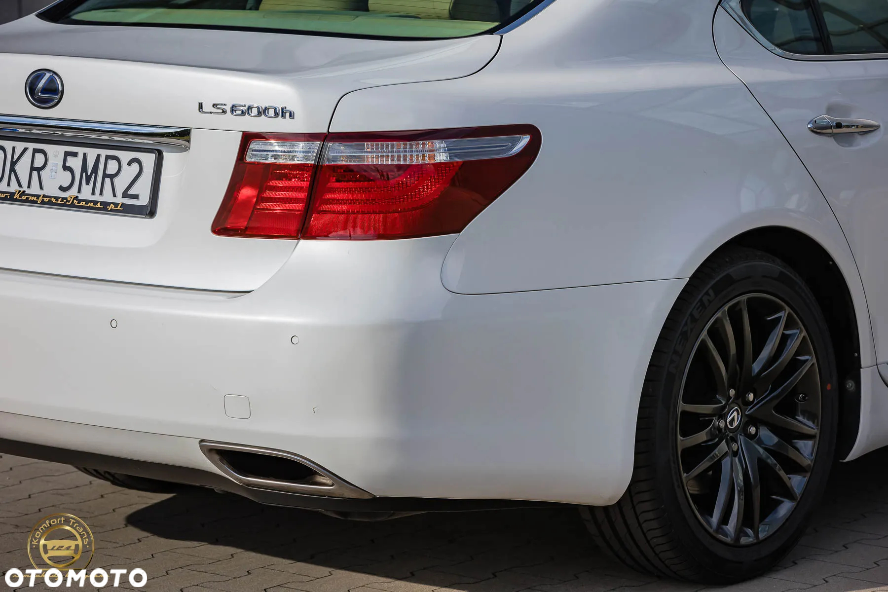 Lexus LS 600h Luxury Line - 16
