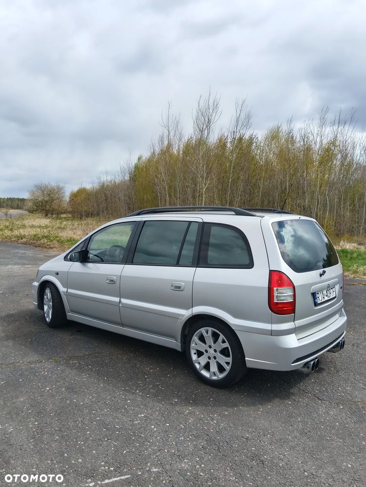 Opel Zafira - 3