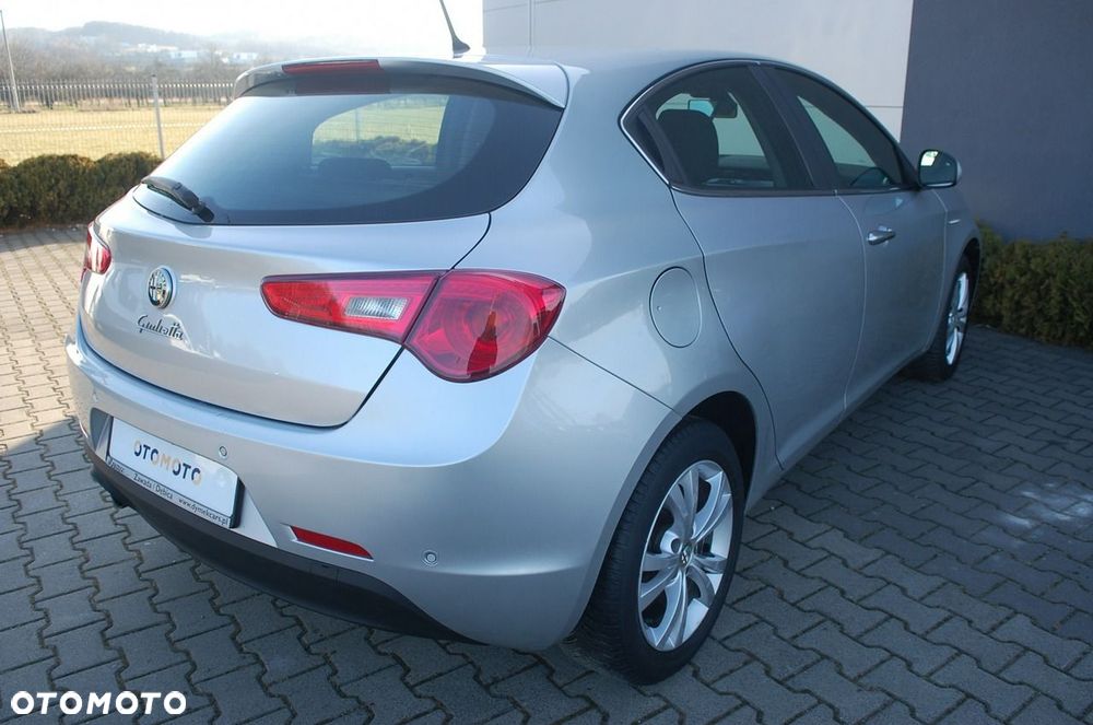 Alfa Romeo Giulietta - 4