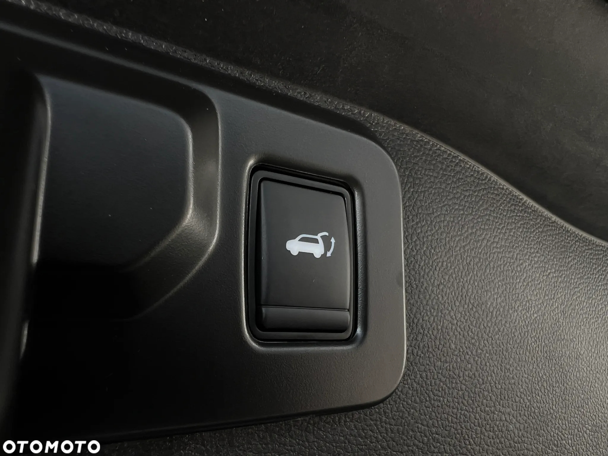Renault Austral 1.3 TCe mHEV Techno - 23