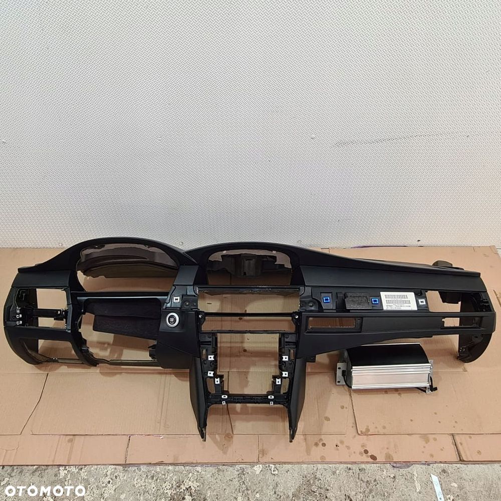 bmw e60 e61 lift kokpit deska konsola airbag - 1