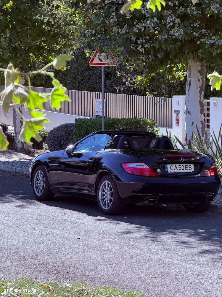 Mercedes-Benz SLK 200 (BlueEFFICIENCY) 7G-TRONIC — fotografia 20